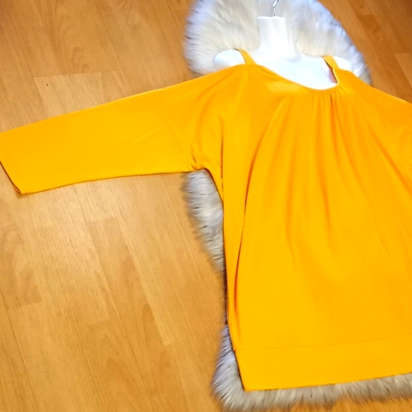 ASHRO Gold Cold Shouldered Jersey Blouse - Picture 8 of 12